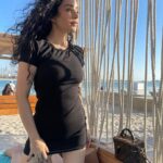 Sukirti Kandpal Instagram - Wind in my hair 🤩🌸🐈🥳