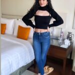 Sukirti Kandpal Instagram - Well I guess it's 18 till I die 🐈💋. HBTM 👑