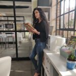 Sukirti Kandpal Instagram - Just 🌱🐈🌸❤️💅👩🏻‍🦱