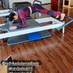 Sukirti Kandpal Instagram - Expectation vs reality at the studio 😝😋. @haamidmehdi @radhikasbalancedbody Radhika's Balanced Body