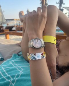 Sukirti Kandpal Instagram - Mentally  here ... always 😋🤩😔🍹👩🏻‍🦱