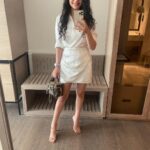 Sukirti Kandpal Instagram - The real me the Instagram me the wassap me and who did u meet today 😉😌🐈 Dubai United Arab Emirates