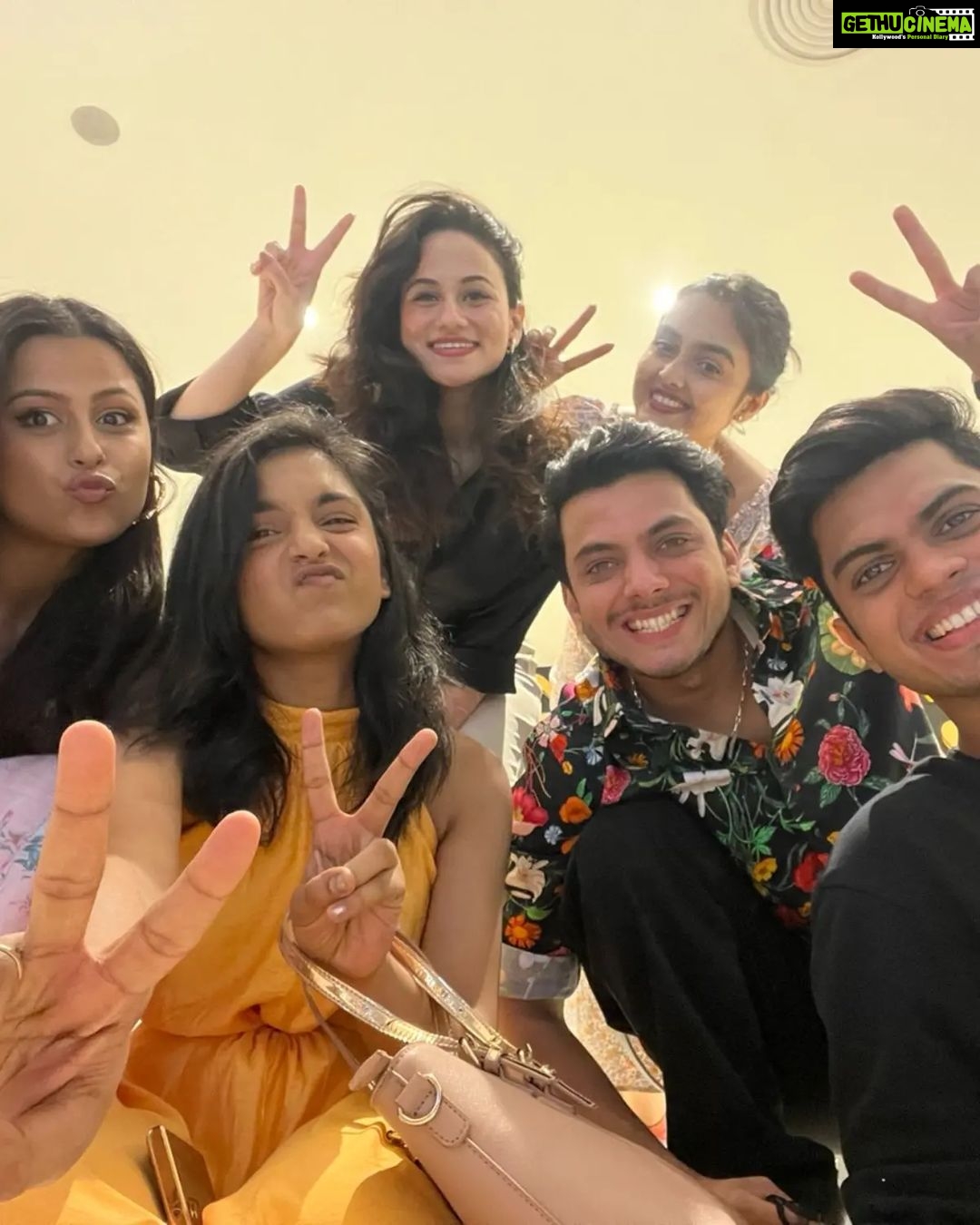 Sumbul Touqeer Khan - 316.6K Likes - Most Liked Instagram Photos