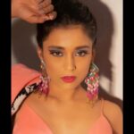 Sumbul Touqeer Khan Instagram - It's all about the peach. . . . . Stylist - @purvabansal5 Assisted by- @shru_0218_ Photographer - @ilmanaazphotography1 Makeup - @makeoverbysejalthakkar Hair - @trevenihairstylist Outfit - @ranbirmukherjeeofficial Location - @fzyfuzionstudio Managed by- @mfluxuniverse @purvabansal5