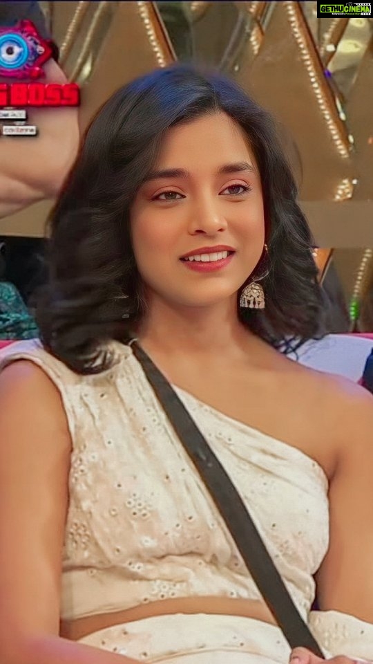Sumbul Touqeer Khan - 276.3K Likes - Most Liked Instagram Photos