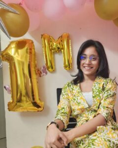 Sumbul Touqeer Khan Instagram - Words fall short to show my gratitude and love for you guys. Thank you for the immense support you showed me while I was away. Seeing my family on Instagram reach 1 million followers has surely overwhelmed me. Thank you to everyone.

Dil se shukriya ❤️

Styled by @Rimadidthat
Outfit by @fashiondwar

Styled by - @purva.bansal
Outfit by- @__madeforher__
#sumbularmy #BBQueenSumbul #sumbultouqeer #sumbultouqeerkhan #biggboss #sumbulsquad  #biggboss16 #BB16