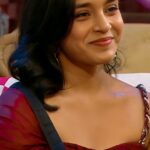 Sumbul Touqeer Khan Instagram – Always remember who won the race between the turtle & rabbit. Sumbul has been absolutely killing the episodes, and we are all loving her this avatar! 
 
Let us know your favorite one liner of “Sumbul” in the comment section below⬇️

💅Styled by- @Rimadidthat
🙎‍♀️Assisted by- @tanyamishrra
👗Suit by- @fashiondwar
💎Earrings by- @johoriindia
🥿Footwear by- @stylewalk_footwear_
 
.

.

.

#reelsexplore #oneliners #sumbularmy #sumbulinbiggboss #colorstv #voot #sumbultouqeer #sumbul #sumbultouqeerkhan #sumaan #bbqueensumbul #sumbulforthewin #sumbulsquad  #biggboss16 #BB16 
@voot @colorstv @endemolshineind