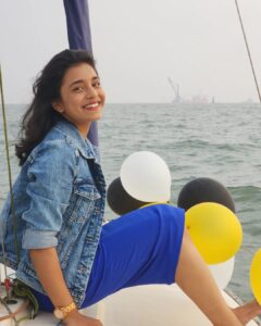 Sumbul Touqeer Khan Instagram - Because I'm happy clap along💙