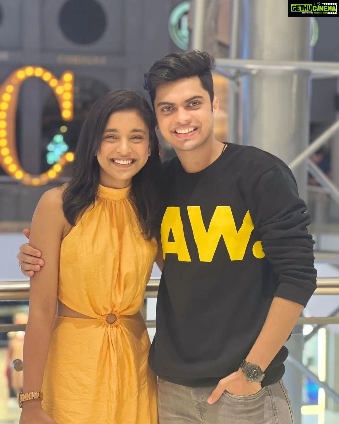 Sumbul Touqeer Khan - 316.6K Likes - Most Liked Instagram Photos