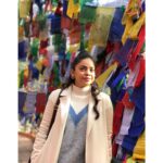 Sumona Chakravarti Instagram - MARCH’in through.. 🌻🌸💜🐝 #WestBengalDiaries #ShonarBengal #shotoniphone