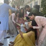 Sumona Chakravarti Instagram – Love is Stronger than you imagine.
Keep fighting for this magical feeling.

Couldn’t be happier for the two of u. Congratulations Mentals. 

Mr & Mrs, finally! 🧿 

I love u @vikrantmassey @sheetalthakur 
♥️♥️♥️
Officially my choti bahu now 🥰 Shahtalai, Distt. Bilaspur, HP