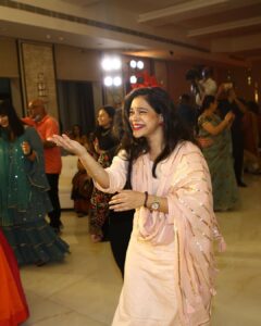 Sumona Chakravarti Instagram - The actual Candid photo-dump!
👻🤡🧟