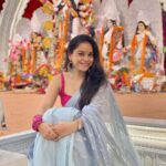 Sumona Chakravarti Instagram - Shubho Bijoya priti-o-shubechha janai shobaike! 🌺 Happy Dussehra! 🌸🙏🏻🌸