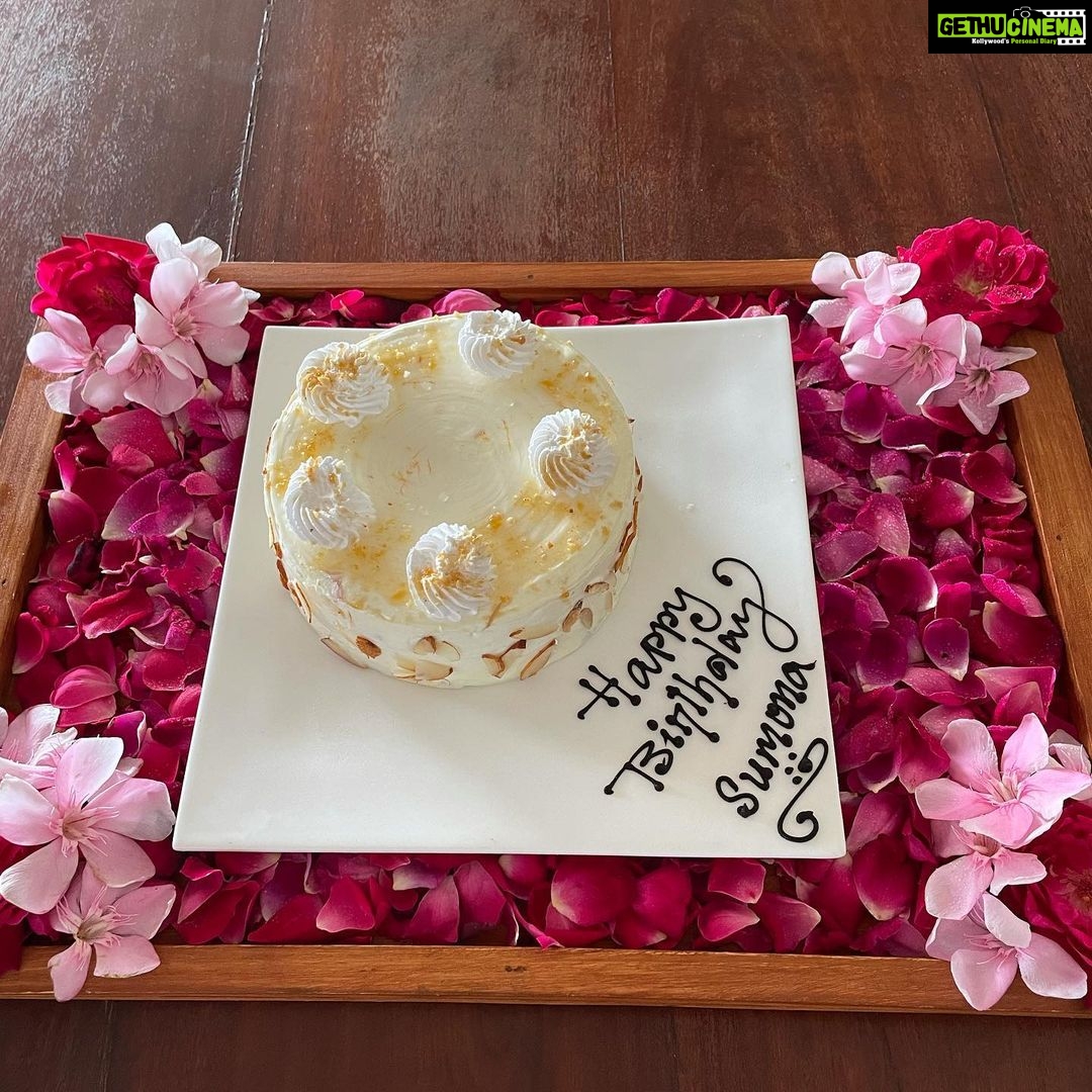 Sumona Chakravarti Instagram - Even if you may not be much, you are everything you have. - @freddy_birdy The quote inspired me to take my First Solo Birthday trip. Thank you to each and every one of you who took the time to wish me yesterday via calls, messages, Social media. I had the most blissful, joyful birthday chasing sunsets & full moonrise, n just being the water baby that i’am. Thank you all. 🌸 “If you know your breath you know the entire universe” - Unknown And i am slowly getting to know mine. The pandemic has changed the perspective of life so much. 🌸 “They say that time heals and it does, and as it passes it has made the grass greener on my side, learning to accept my flaws, making them a part of me which i admire now. I am surprised at what has become of me, a life like fete i live, with the demons i take a dive into the realms of my soul, i have this life within which i love and extol”. - @thalassophilic.tinker RAAS Devigarh