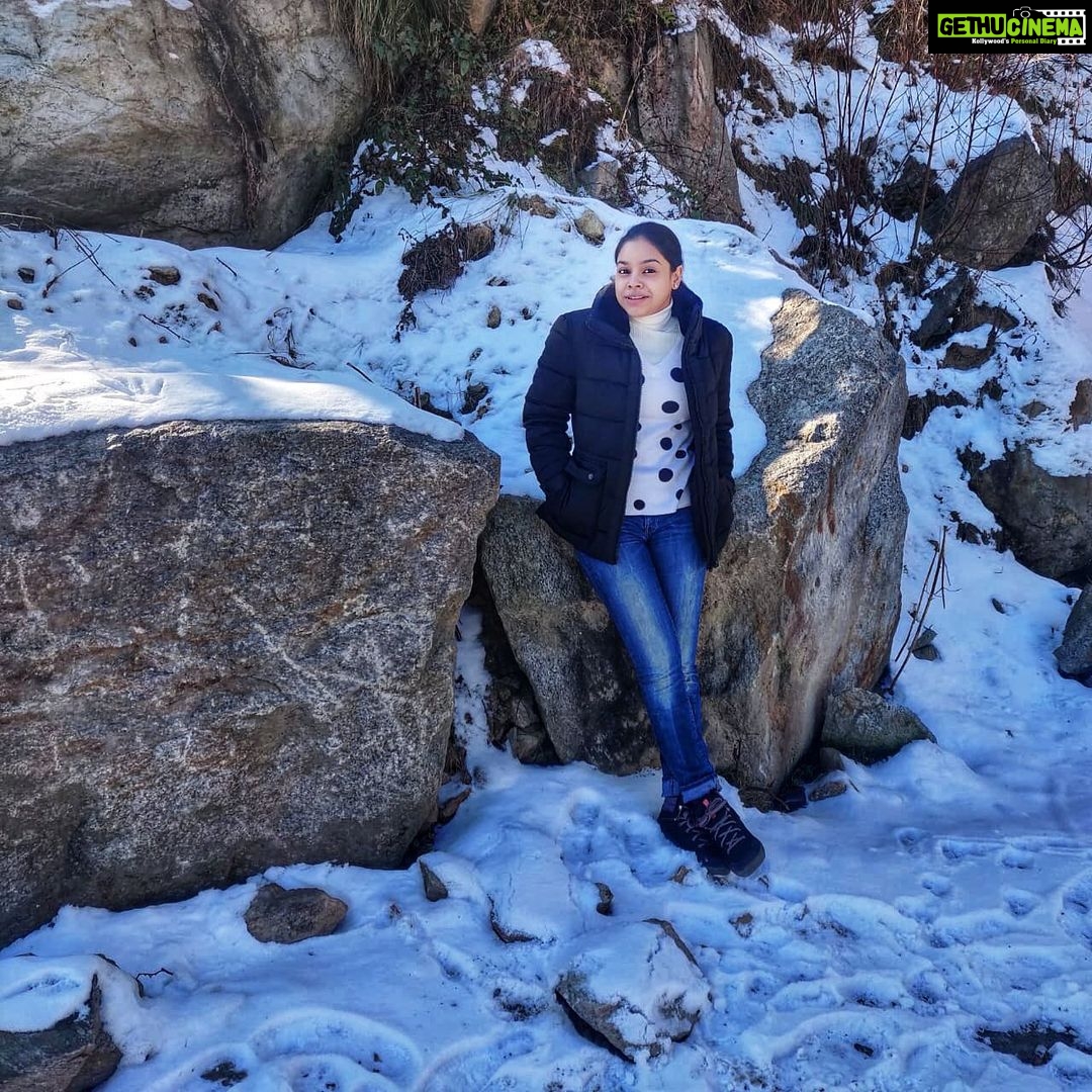 Sumona Chakravarti Instagram - ❄️ ⛄️ ❄️