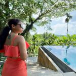 Sumona Chakravarti Instagram - Orange is the new black🦊🦀🍁☄️🧡 . #throwbackmemories #WhenIGotHavelocked #islandgirl #gypsysoul #desisolotraveller Jalakara