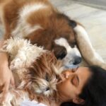Sumona Chakravarti Instagram - Lazy Sundays used to be like this... . Miss u big boy🌸 Rooney 🤍