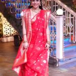 Sumona Chakravarti Instagram - iktu mishti doi please.... & a bangla chobi maybe.... 😉🤓 . . . Mua: @rameshpanda.mua Hair: @hairbyshardajadhav
