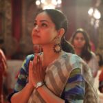 Sumona Chakravarti Instagram – तहे दिल से शुक्रया। 🙏🏻
For your unconditional love, support & blessings.
My heart is overflowing with gratitude & happiness. 
The sentimental fool that i’am … this makes me all emotional knowing “ONE MILLION” human beings actually follow me.
Thank you to each & every one of you ♥️♥️♥️
.
.
#LoveIsAllYouNeed 💜💜💜