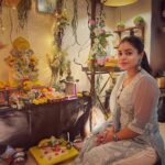 Sumona Chakravarti Instagram - Ganapati Bappa Morya… 🐭🐘 🪬💙🧿🙏🏻