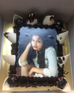 Sumona Chakravarti Instagram - ‪Lockdown Birthday- 
was able to read most of the wishes, love & blessing which poured in through social media. 
The fact that u all took those few seconds/minute to msg me n think of me. I’am grateful & feel humbled & really happy. 
So THANK YOU very much!
बोहुत बोहुट धन्यवाद । ❤️❤️❤️
‬
Happy Birthdayyyyy to me 🤓
🧚🏼🧚🏼‍♀️🦄🐝 ‪#CutUrCakeNEatItToo ‬
#lockdownbirthday2020
