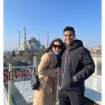 Sumona Chakravarti Instagram - Because sibling is priority… When Oslo- Bombay were re-united in Istanbul for barely 48 hrs. ♥️ 1st Jan 2023 began with a beautiful sunset cruise on the Bosphorus river! Some prayers of gratitude at the Hagia Sofia; to the endless consumption of turkish tea, baklava & kebabs! Ended my trip with the best turkish experience- The turkish hamaam. Uff that was a truly mind blowing experience ❣️ Now i know why people keep going back to Turkey again & again. I can’t wait to see u again in the sunny weather next. Thank you Turkey for the memories 🧿💙 Part 2/2 #TurkeyDiaries #iphonephotography