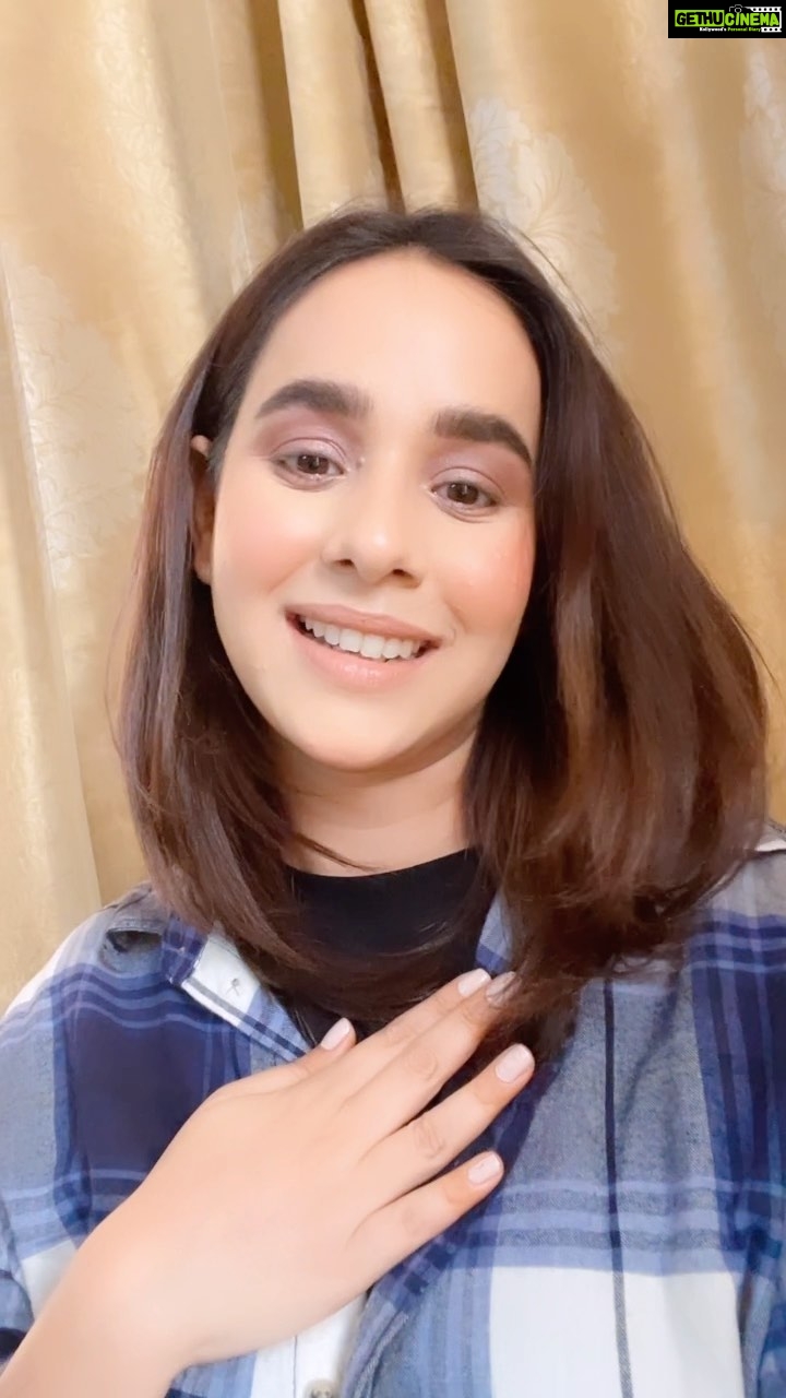 Sunanda Sharma Instagram - 🤭🤭😂😂 . . #sunandasharma #reels #funnyvideos #instagram #trendingreels