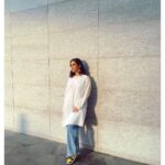 Sunanda Sharma Instagram - "wafa mard ya aurat me nahi hoti hai, wafa fitrat aur tarbiyat mein hoti hai." . . محترم یوسف بشیر قریشی صاحب ۔ میرے لئے اعزاز ہے کہ میں YBQ ڈیزائین پہن رہی ہوں۔ اور جو دعا آپ نے لکھ کر مجھے بھیجی ہے ایسی دعائیں قسمت والوں کو ملا کرتی ہیں ۔ رب سچا آپ پر ہر دم اپنی مِہربانیاں رکھے ۔ بہت بہت شکریہ اور دعائیں ! @ybq.designstudios 🤍