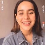 Sunanda Sharma Instagram - Kaun kisda hai, Pta tan challe😊 ❣️ ❣️ #reels #sunandasharma #reelsinstagram #shayari