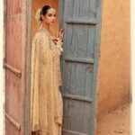 Sunanda Sharma Instagram - तुमको जी भर के तो देख लूँ, मसला यह है कि जी भरेगा क्या..। ❣️ ❣️ ᴛᴜᴍᴋᴏ ᴊᴇᴇ ʙʜᴀʀ ᴋ ᴅᴇᴋʜ ᴛᴏʜ ʟᴏᴏɴ, Mᴀsʟᴀ ʏᴇʜ ʜᴀɪ, ᴋɪ ᴊᴇᴇ ʙʜᴀʀᴇɢᴀ ᴋʏᴀ..!