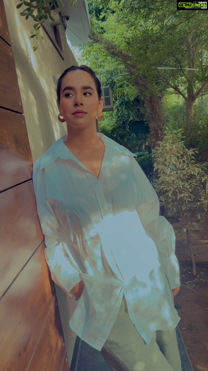 Sunanda Sharma Instagram - Bismillah kara🤲🏼🤍 . . #reels #sunandasharma #instagram