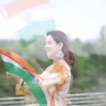 Sunanda Sharma Instagram - Happy independence day😊🇮🇳🌸 #independenceday #independencedayindia #sunandasharma . . 📸 @nirmalbediphotography Suit @hoorstory
