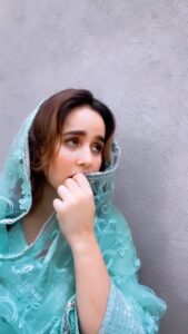 Sunanda Sharma Instagram - Please jaanu……😥😂
.
.
#reels #reelsinstagram #sunandasharma #funnyvideos #trendingreels #reelitfeelit