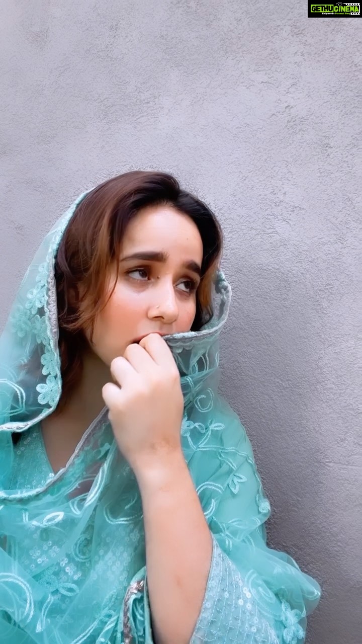 Sunanda Sharma Instagram - Please jaanu……😥😂 . . #reels #reelsinstagram #sunandasharma #funnyvideos #trendingreels #reelitfeelit