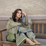 Sunanda Sharma Instagram - MAⵊN ⵊSHQ KAHUN, AUR TUJHE HO JAAYE..🤲🏼🌹🌙 . . Outfit:- @mohsin.naveed.ranjha Mua:-@el3gance_mua Hair:-@elisabethhairs Photography:-@gagzgaganphotography @anaghaartsnjewels @__daachi__