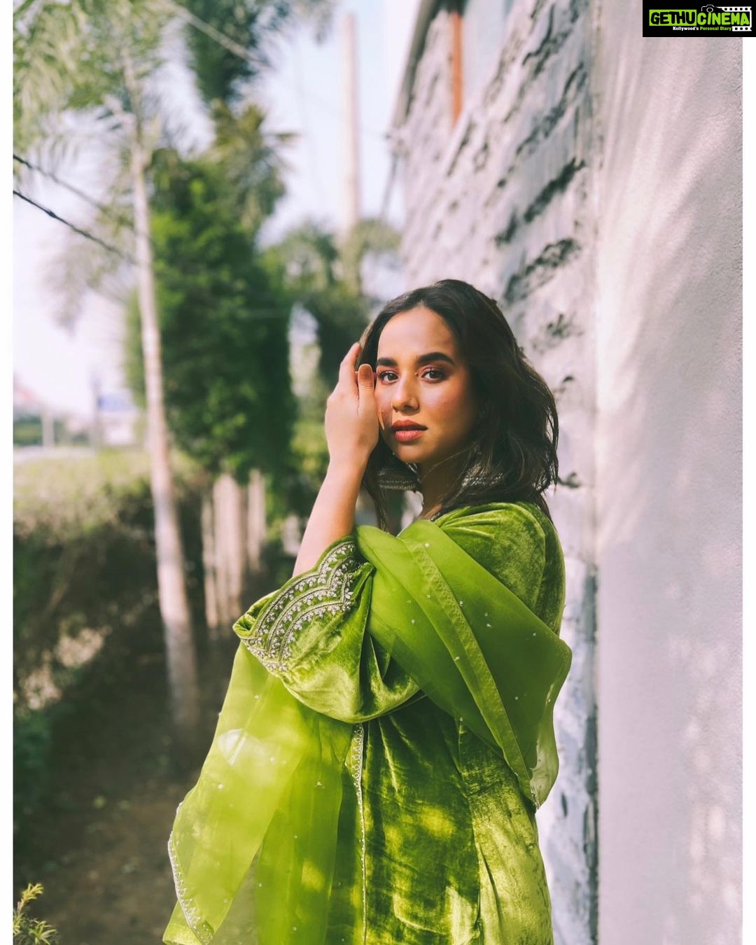 Sunanda Sharma Instagram - Eventually all waves Settle..🍃