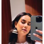 Sunanda Sharma Instagram - जो बात अधूरी कहानी में है, वो बात पूरी किताब में कहाँ ..।