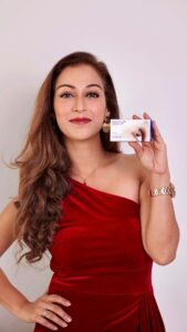 Sunayana Fozdar Instagram - When I have a big shoot, I need an extra boost of confidence. How you ask? By switching to Bausch+Lomb Soflens contact lenses. You too can make your dreams come true by choosing these super comfortable contact lenses. Just – POP, WEAR & BLINK.🥰 See better, live better. #SwitchToConfidence #ConfidencewithSoflens #Soflens #EyeCareWithBauschandLomb #SwitchonConfidence #BauschandLomb #SeeBetteLiveBetter Please consult your eye care professional for further details. Always maintain proper hygiene when handling contact lenses. *Data Source: 1. Hansa Consumer Attitude Report, 2015. As per LBN Brand Shares of Contact Lenses: % Value 2016-2019, Contact Lenses and Solutions in India, Euromonitor international Report, August 2020
