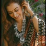 Sunayana Fozdar Instagram - Classics are always in trend ♥️ Loved putting together this Boho vintage look!☺️ Wearing @teejhindia #Teejh #WomenofTeejh #TeejhSaree #TeejhIndia 🎥 @ibphotography27
