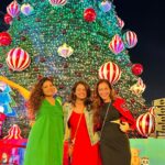 Sunayana Fozdar Instagram – A mini vlog of all the Fun we had at the @jioworldgarden #christmaswinterwonderland 

Work Hard and party harder is my new year resolution ❤️ except that our party is the #winterwonderland !!!😂 

@perneet.chauhan @kashishsr @nupursarvaiya couldn’t agree more?😂