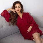 Sunayana Fozdar Instagram - That Christmas feeling🌲 #christmas2022 #december2022 #sundaypost 📷 - @girish_rajput_photography Accessories: @clara.in Wearing : @myfriday.in Hair - @abidansanri Team - @greenlight__media