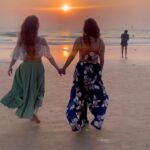 Sunayana Fozdar Instagram - What a year you’ve been ..one of those years I will never forget 😊 You’ve been strict Teacher😂…but also given me moments that will Stay with me forever..💕 Thank you for this Rollercoaster!🎢 #lastmonth2022 #december2022