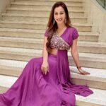 Sunayana Fozdar Instagram - Reception Ready!💜 Outfit: @thekesar_studio Jewellery: @tandjjewelhouse X @socialpinnaclepr Styling: @styling.your.soul #whatiwore #weddingseason #weddingoutfitideas