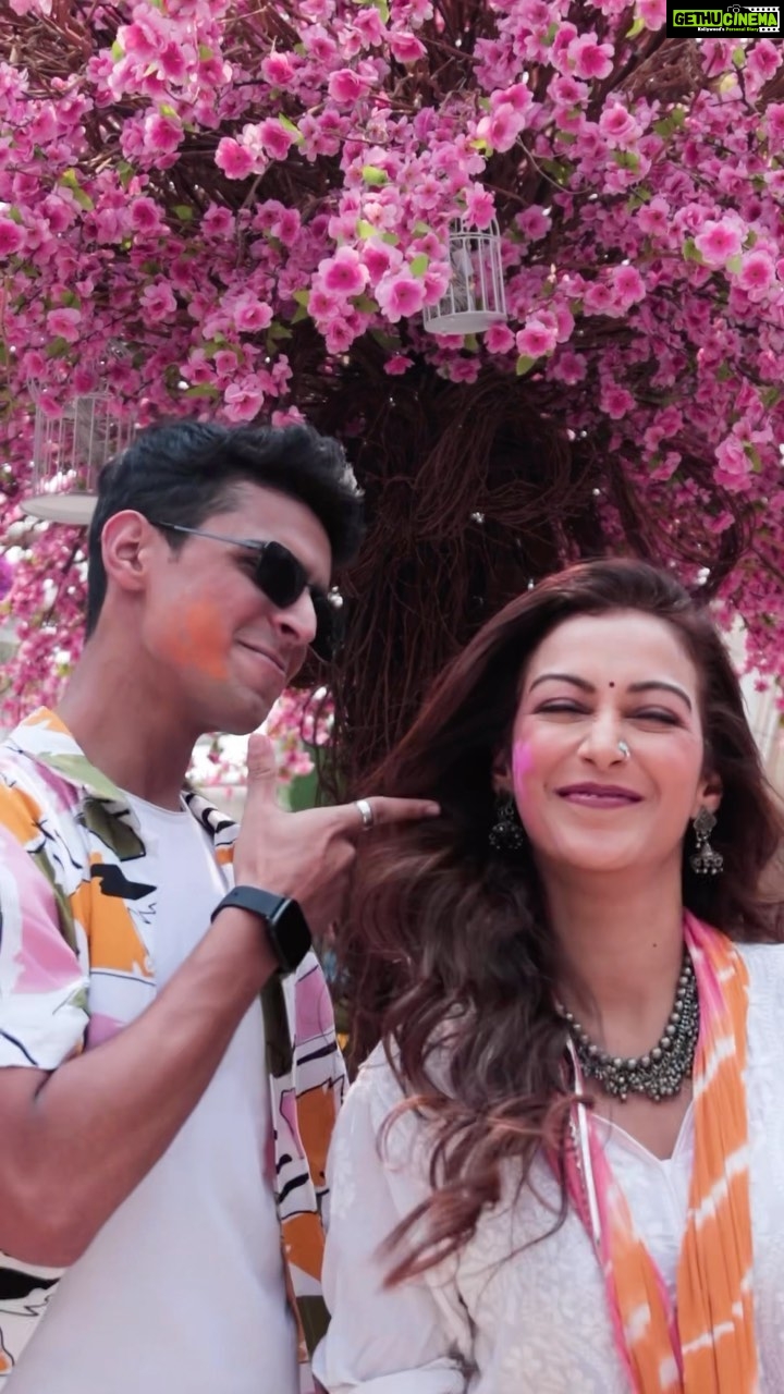 Sunayana Fozdar Instagram - Happy Holi!!!!!!! A holi reel specially for you Guys๐ My way of thanking yourl for all the Love yourl shower on me through the year !!!!!!!!โฅ๏ธ Sending my Instafam Colours of Love and Happiness forever!!!โบ๏ธ๐ . . . . . Dance partner /choreographer- @bhavik.bhambhani ๐ฅ- @jayudhwani Mua - @ansarireshma_makeup Hair - @munirashaikh8083 ๐ - @truetrammtrunk X @iampuneetgidwani Team - @greenlight__media #holireel #holidance #happyholi #coloursofindia