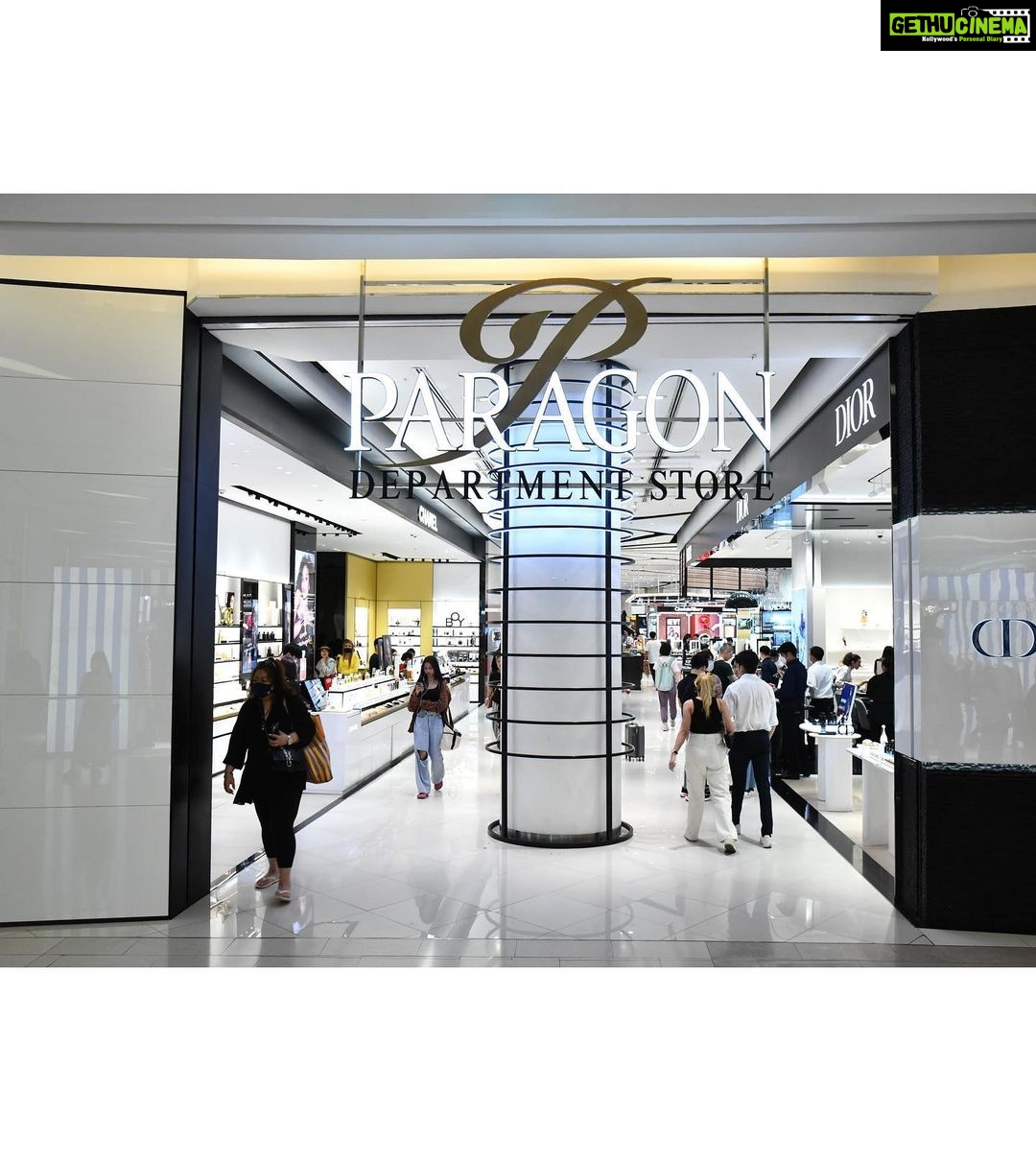 Sunayana Fozdar Instagram - #ad It's Shop O'Clock for me all the time and I had Real Songkran experience with Paragon shopping mall, Bangkok recently🛍️ It is the perfect destination to shop, eat and have fun with your friends & family all under one roof!! From unique Thai designers to my favourite brands, it is a shoppers paradise in true sense. Go visit now and have a memorable time with friends & family this summer💕 Pro Tip: Don't forget to get VAT refunded when spending 2,000THB and above at the information counter! #paragonshoppingmall #paragondepartmentstore #siamparagon ​ #thailandsummer #summercollection #bangkokshopping #btssiam #thailandsummer​ #summernewcollection #bangkoksongkran2023 #themallbangkok #placetovisitinthailand #thailanddestinations #mallsinbangkok #paragondepartmentstore #gourmeteats #thailandnewyear #songkran2023