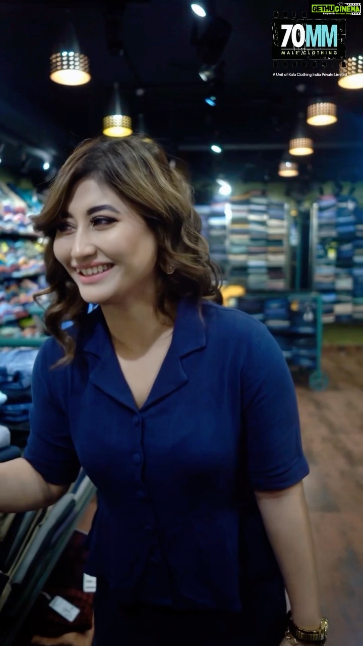 Sunita Gogoi Instagram - Had a wonderful time shopping at 70mm male clothing for my friends, last weekend. The hardest part was what to choose, cuz all their collections are too good! I finished my shoping at 70mm, when are you going to do yours!? ❤️✨ @70mmmaleclothing