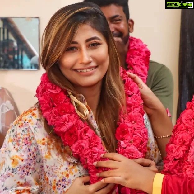 Sunita Gogoi Instagram - Here's my movie pooja pics. I appreciate everything this team has done to complete this project on time π½π¬ Releasing soon !! Need all your support ππΌπ€