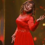 Sunita Gogoi Instagram - This Moment..Awestruck 🤩Its Ranbirrrrr ❤️ Swipe 👉 Thankyou @abusdc for d beautiful choreography n performing with both AmAzing choreographers was something I ll cherish Alwz @manichandra_official Bigboss Finale was so fantastic becoz of d amazing contestants effort.. #love #dance #passion #happiness #ranbir #moment #final #bigboss #entertainment