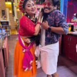 Sunita Gogoi Instagram - ReUnion brings back all the Memories Nostalgia #cookwithcomali season 2 flashback #cwc #family