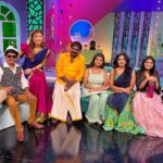 Sunita Gogoi Instagram - #RAJUVOOTLAPARTY Sunday 9.30 pm @vijaytelevision Outfit @andy_k_studio Hair @krishna_hairstylist #newshow #entertainment